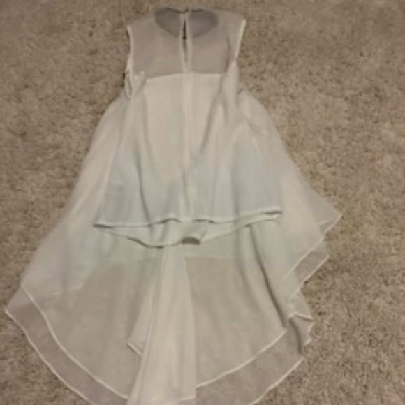 Top - Picture 2 of 2